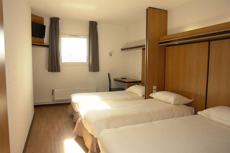 Hotel La Bonne Etape Évreux Zewnętrze zdjęcie